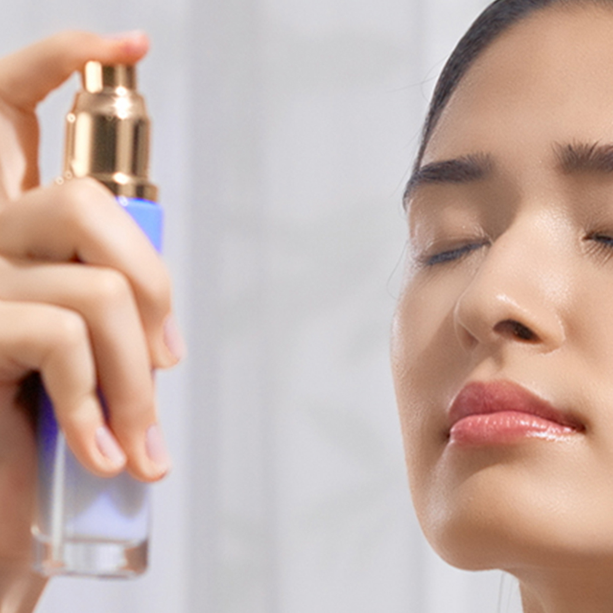 The Luminous Dewy Skin Mist Refreshing Face Mist Tatcha
