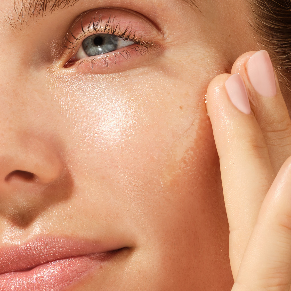 The Brightening Serum | Tatcha
